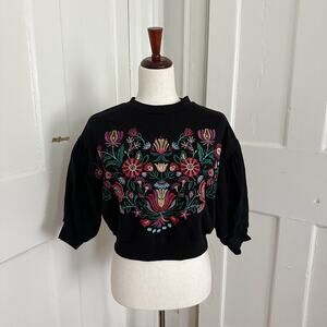 Forever21 Embroidered Floral Sweatshirt Size S